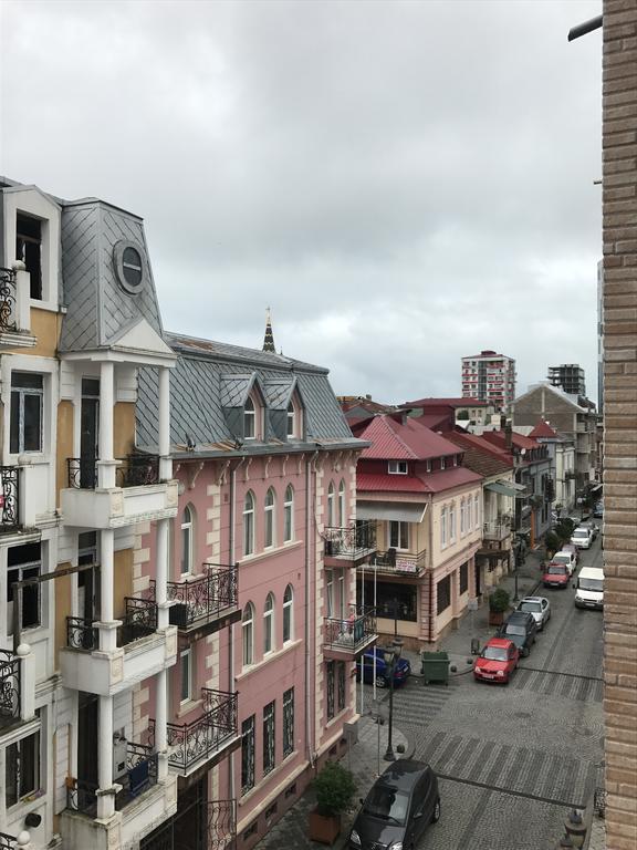 Piazza Apartment Μπατούμι Εξωτερικό φωτογραφία